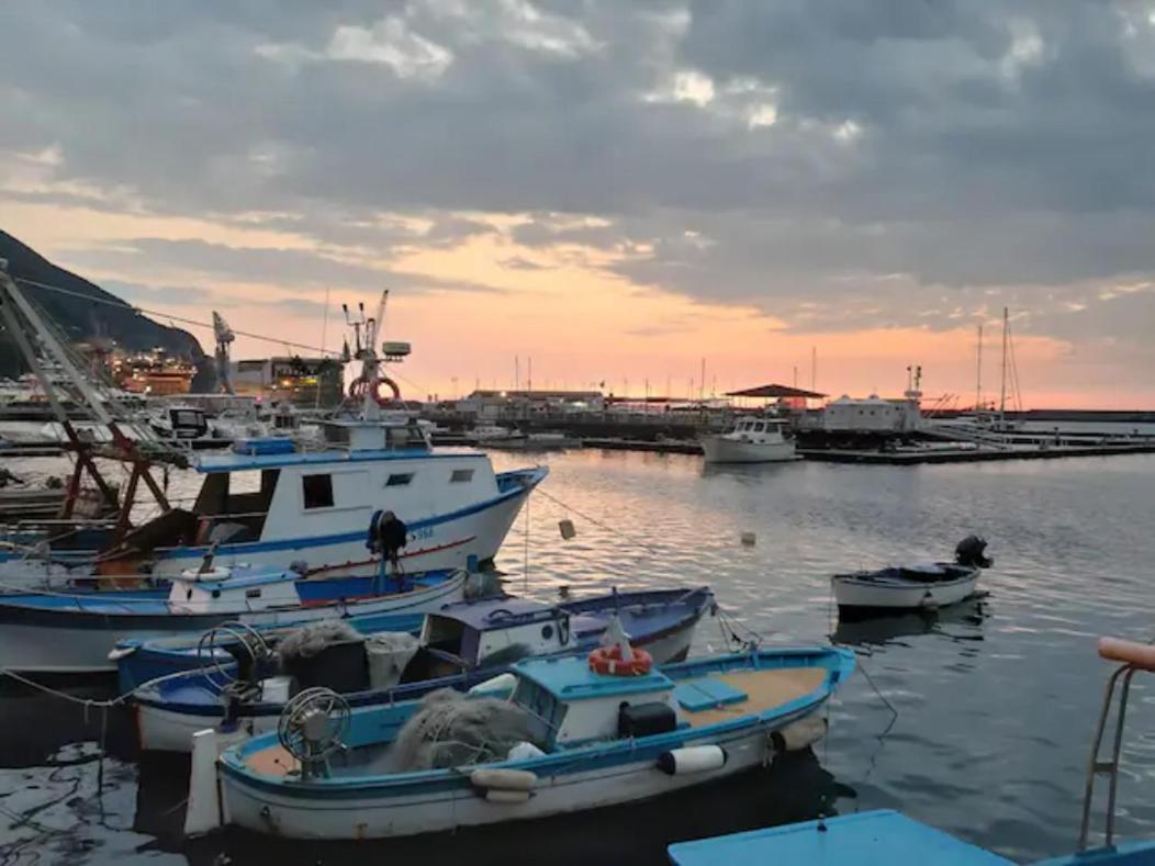 카스텔라마레디스타비아 Casa Andrea Tra Napoli E Sorrento 아파트 외부 사진